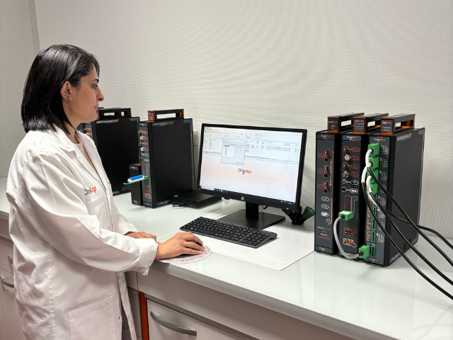 Potentiostats OrigaLys